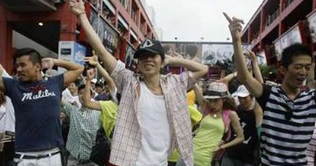 Beat It: Jackson fans dance in Taiwan